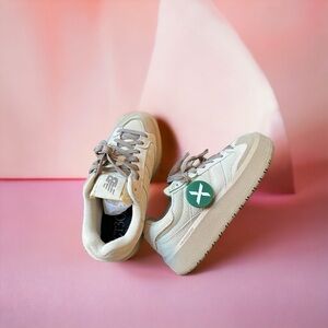 New Balance CT302 Beige Bone
Size: US M 6 / W 7.5 ( 24.5 CM)